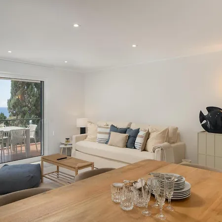 Promenade Ii By An Island * Funchal (Madeira)