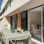 Promenade Ii By An Island Apartamento